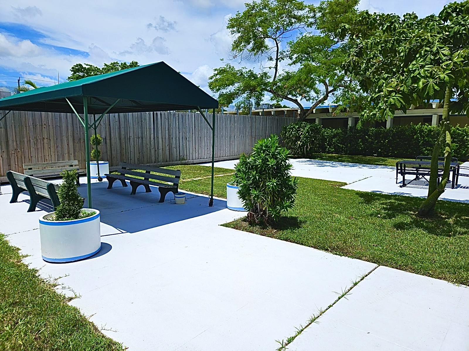 courtyard photo with benches